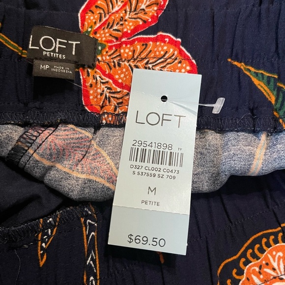 LOFT women’s Capri Floral Wide Leg tropical feel NWT elastic waist size medium P - Picture 6 of 10